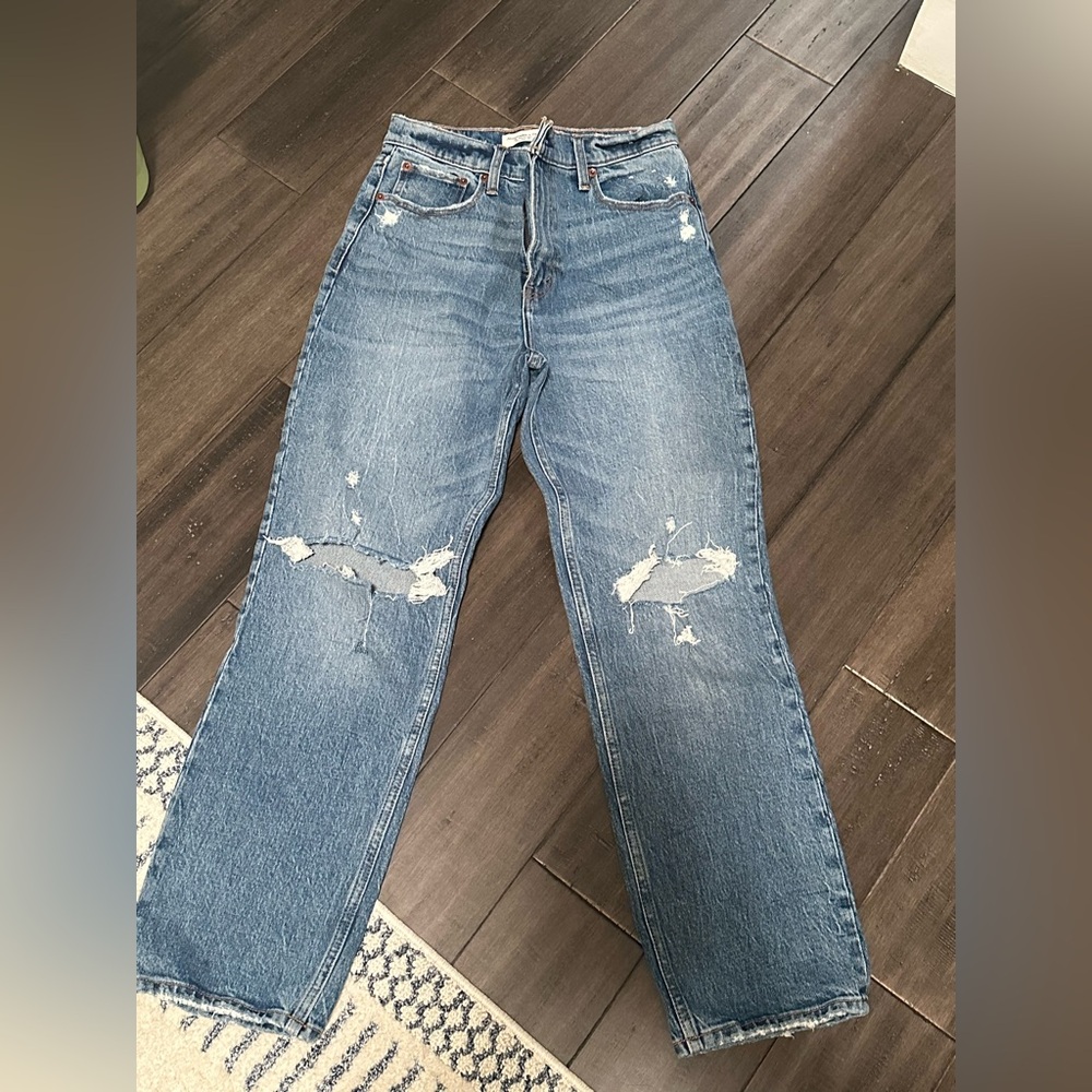 Abercrombie & Fitch Women's 90s Straight Leg Jeans - Distressed Blue